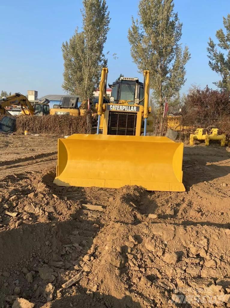 CAT D 6 G Μπουλντόζες με ερπύστριες