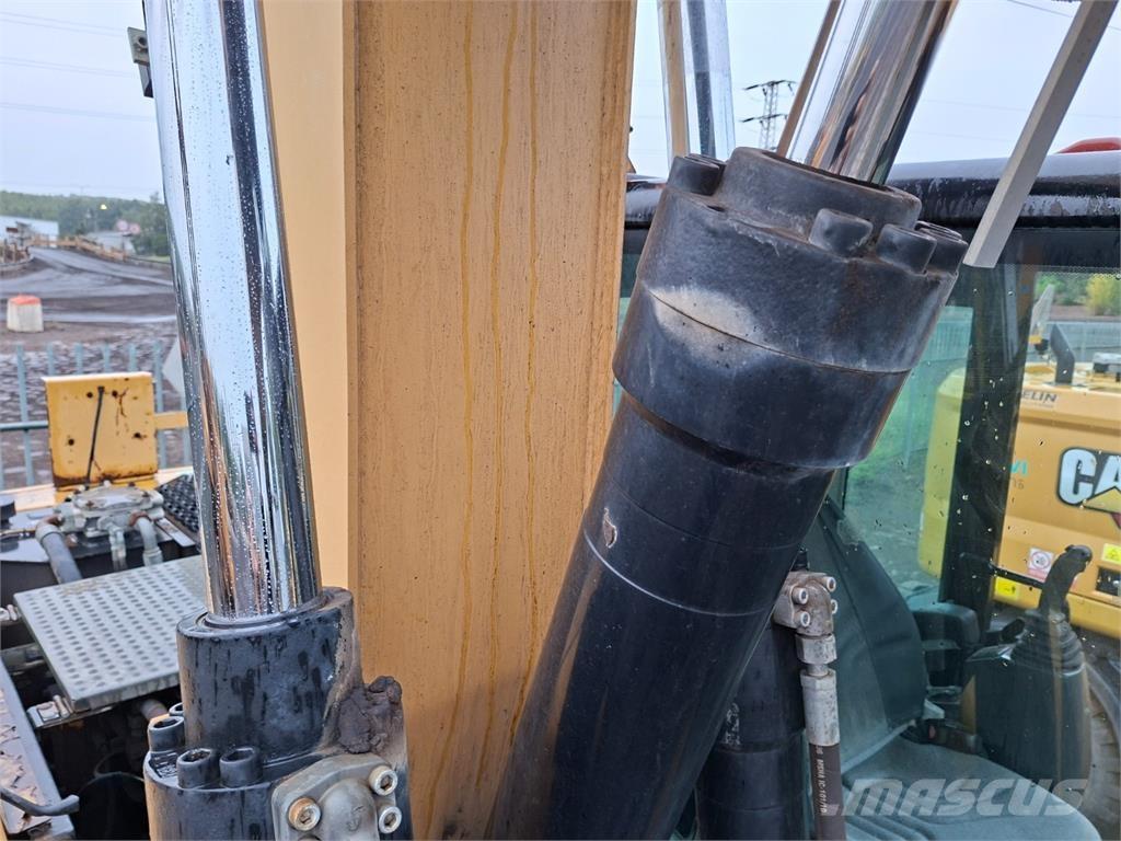 CAT M313D 4X4 Κατασκευές - Άλλα