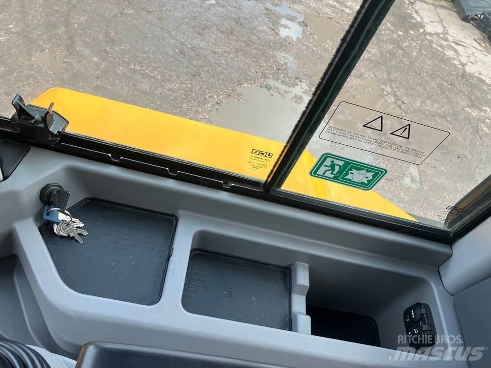 JCB 411 Φορτωτές με λάστιχα (Τροχοφόροι)