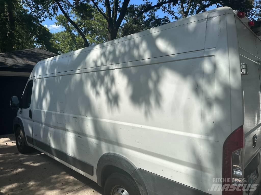 Dodge promaster Φορτηγά Κόφα