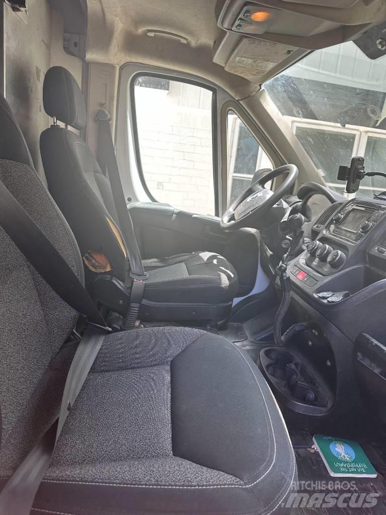 Dodge promaster Φορτηγά Κόφα