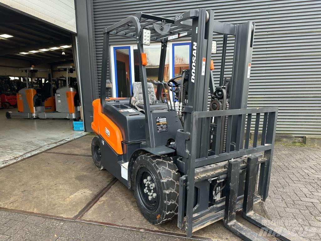 Doosan D30NX Πετρελαιοκίνητα Κλαρκ