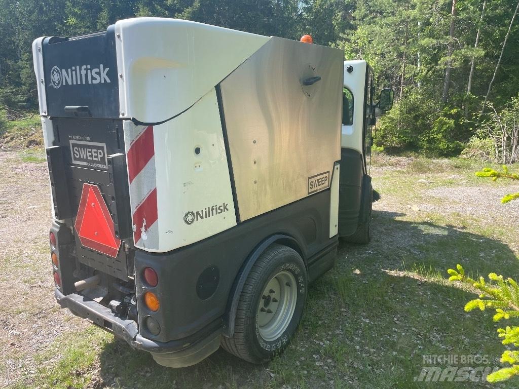 Nilfisk CR3500 Σκούπες