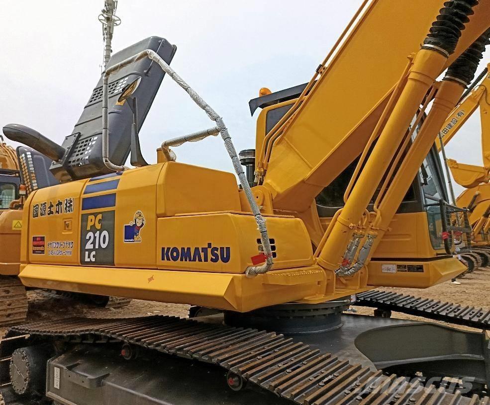 Komatsu PC 210 Εκσκαφείς με ερπύστριες