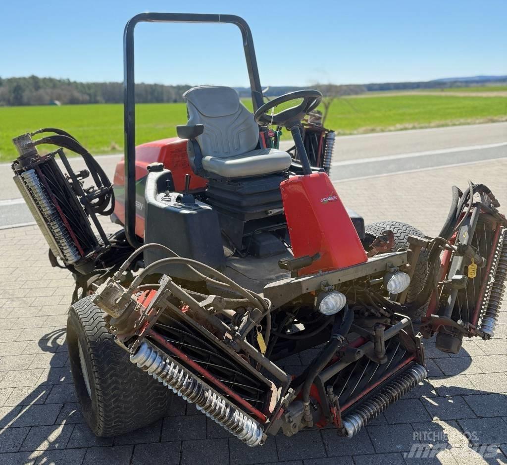Jacobsen LF4677 Χορτοκοπτικά με καθιστό χειριστή