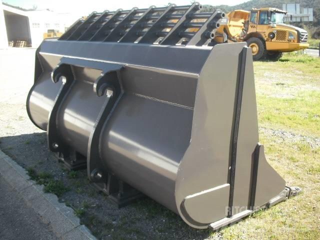 Volvo L220 Κουβάδες