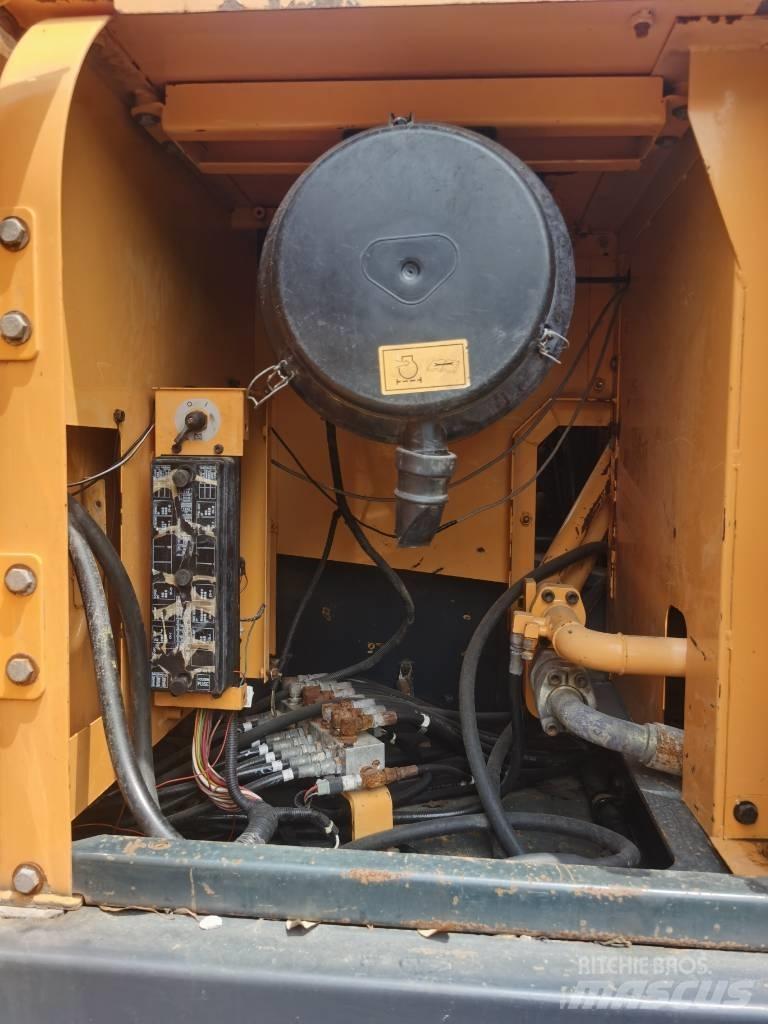 Hyundai R305LC-9T Εκσκαφείς με ερπύστριες