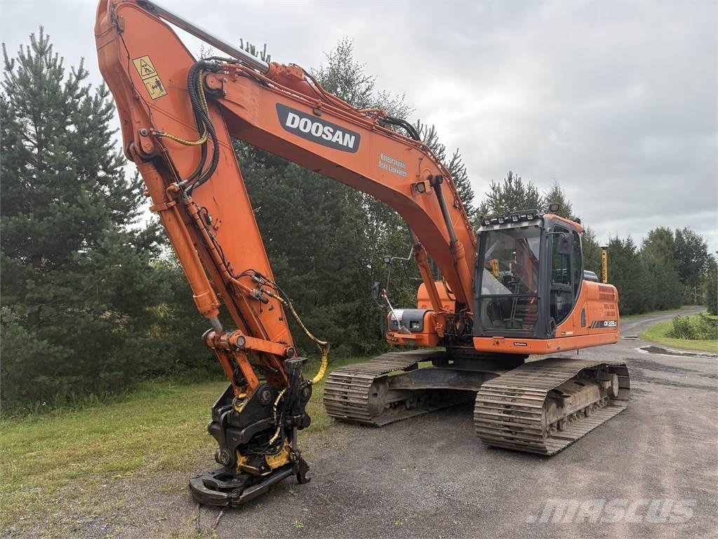 Doosan DX225LC-3 Εκσκαφείς με ερπύστριες