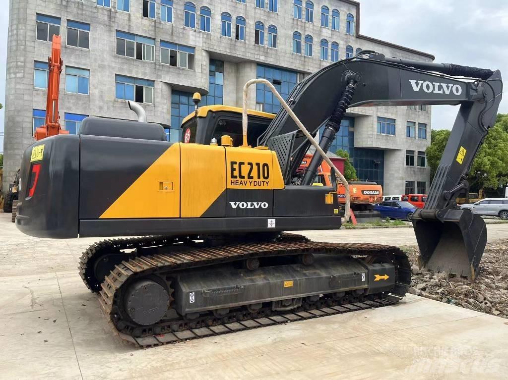 Volvo EC 210 D Εκσκαφείς με ερπύστριες