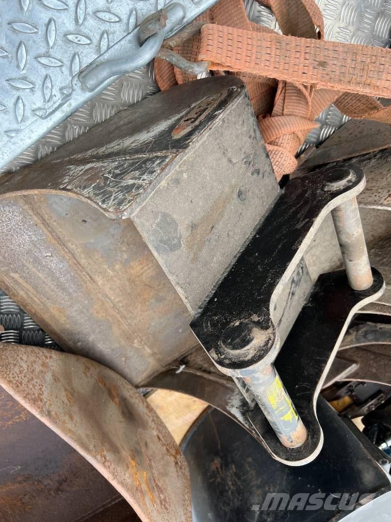 JST 600 mm skovl S40 Κουβάδες