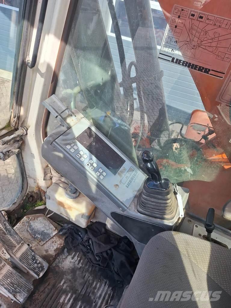 Liebherr R932 Εκσκαφείς με ερπύστριες