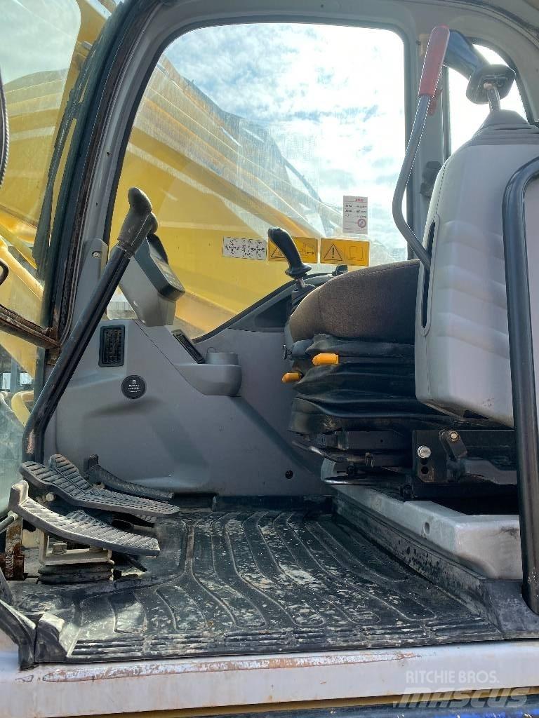 New Holland E 305 Εκσκαφείς με ερπύστριες