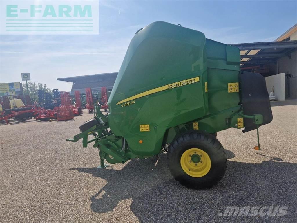 John Deere V451M Πρέσες τετράγωνων δεμάτων
