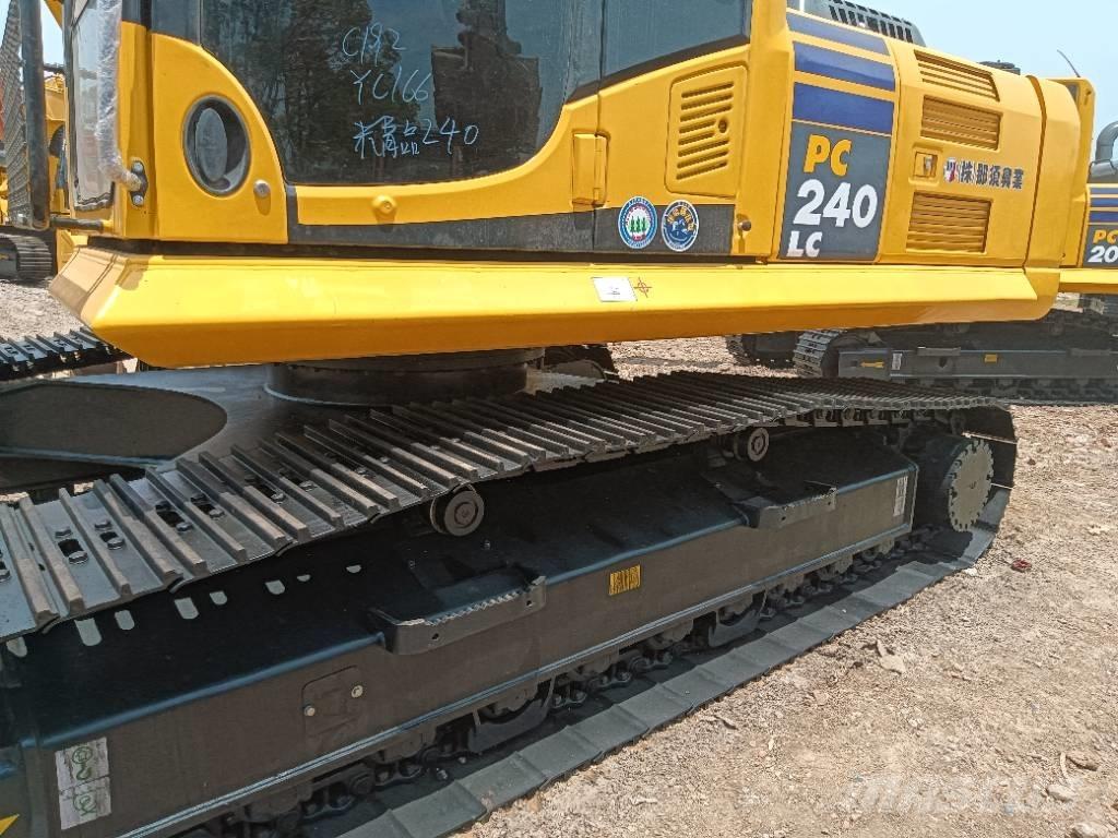 Komatsu PC 240 Εκσκαφείς με ερπύστριες