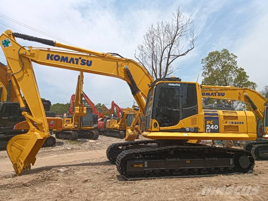 Komatsu PC 240 Εκσκαφείς με ερπύστριες