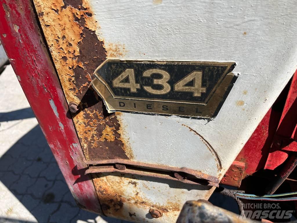 McCormick IH 434 Τρακτέρ