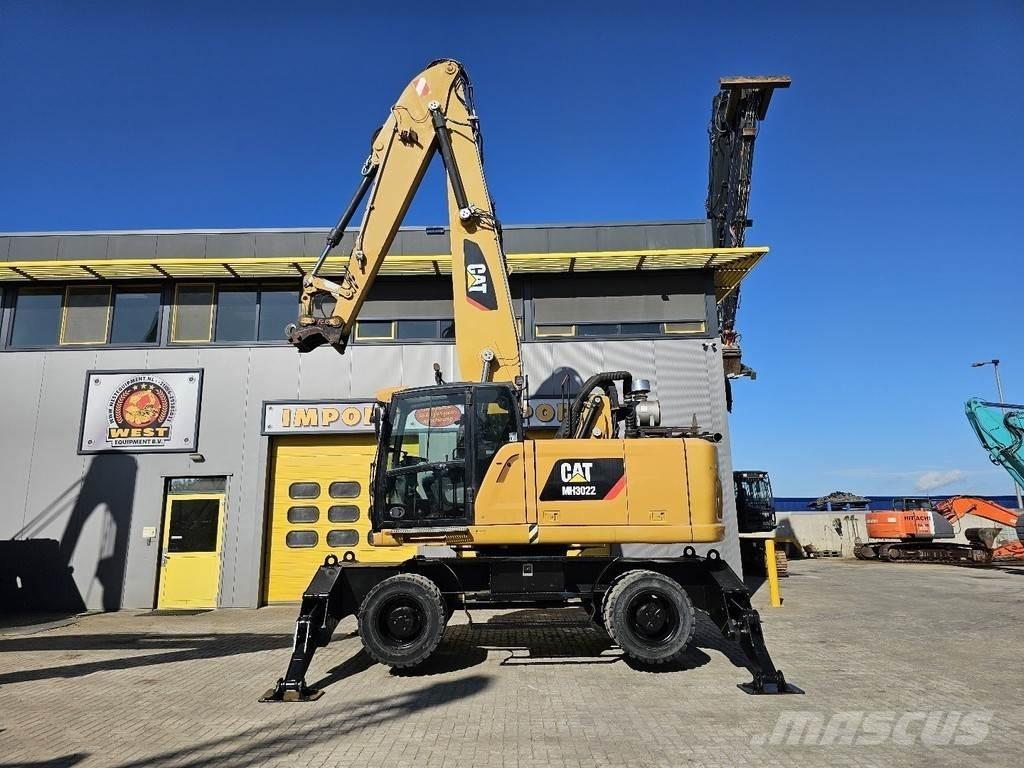 CAT MH 3022 Εκσκαφείς με τροχούς - λάστιχα