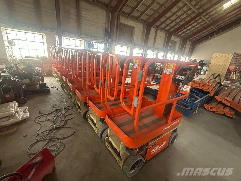 JLG 1230 ES Ανυψωτήρες με κατακόρυφους πυλώνες
