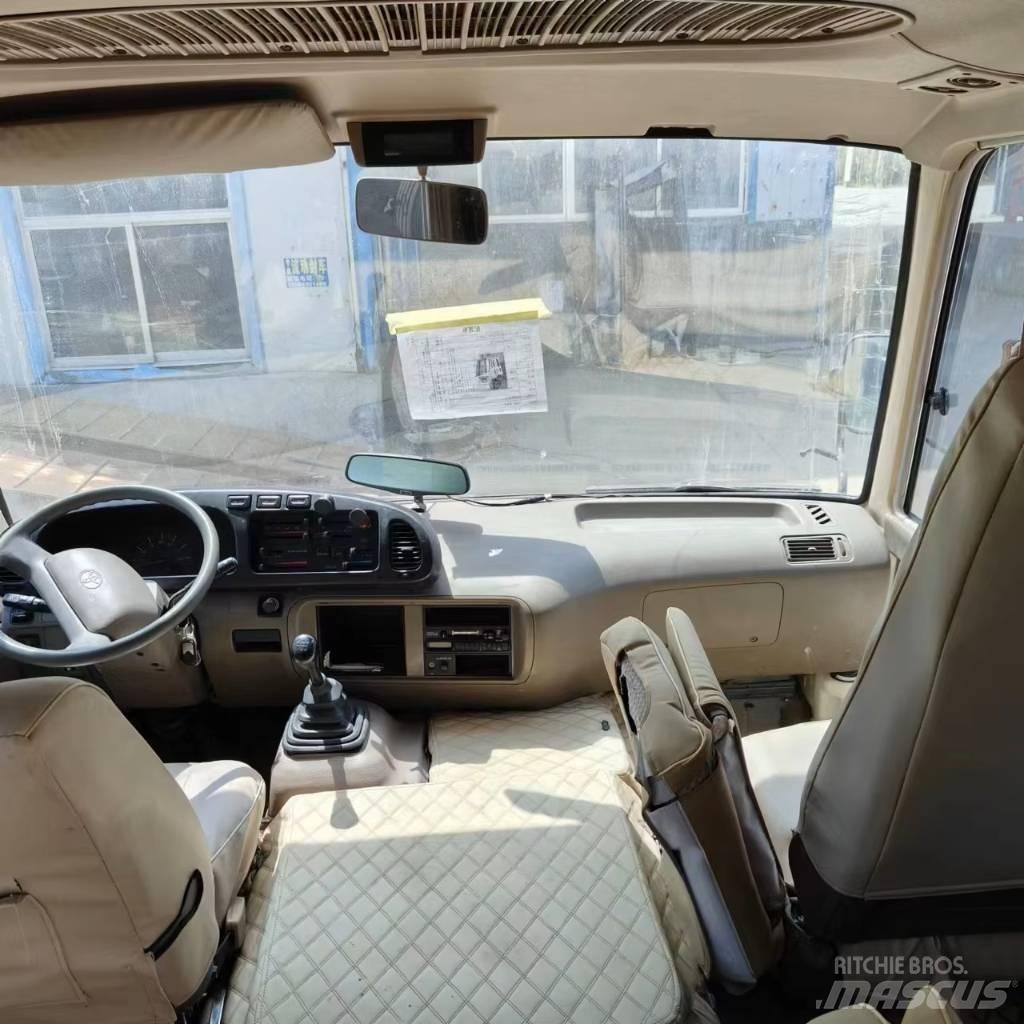 Toyota Coaster Bus Μίνι λεωφορεία