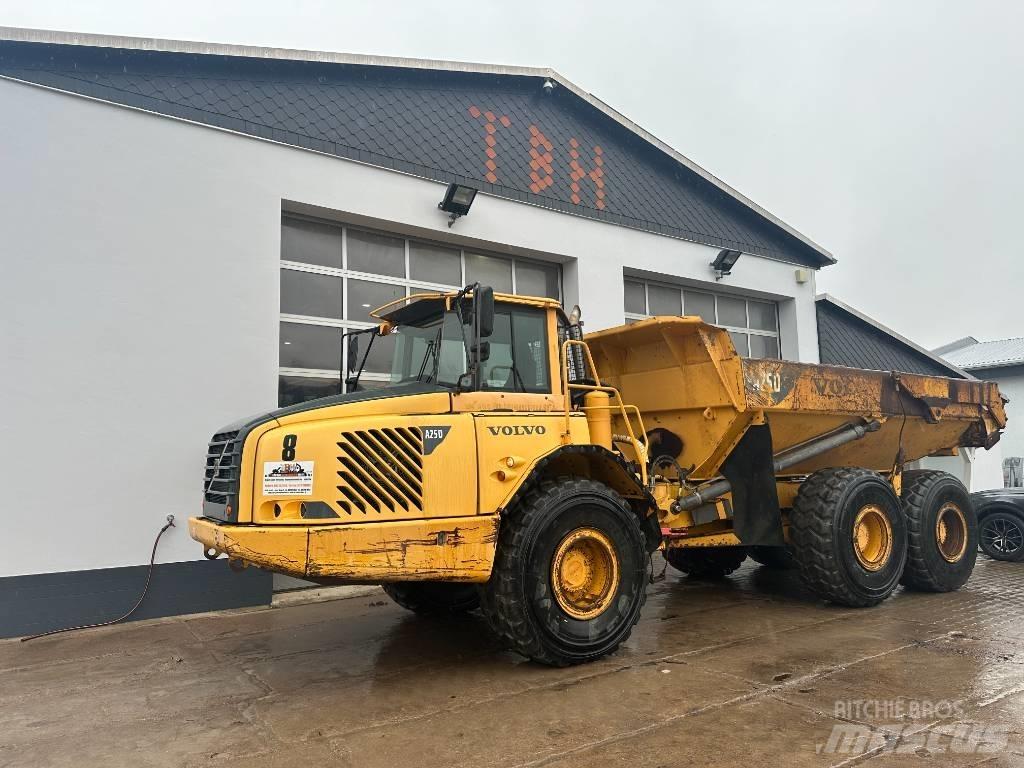 Volvo A 25 D Nr.8 Σπαστό Dump Truck ADT