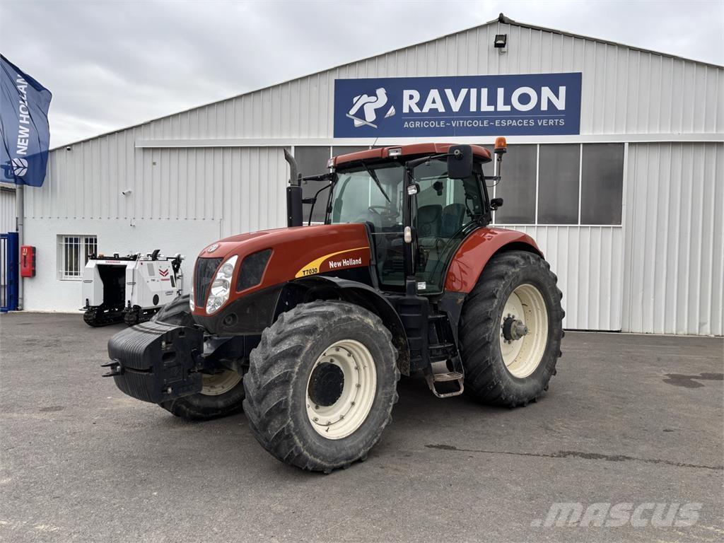 New Holland T7030 Τρακτέρ