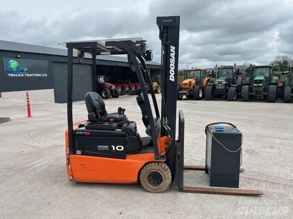 Doosan B10R-5 Ηλεκτρικά περονοφόρα ανυψωτικά κλαρκ