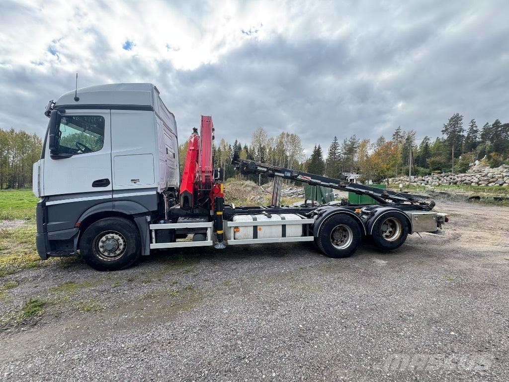 Mercedes-Benz 2653 L Φορτηγά με Γερανό