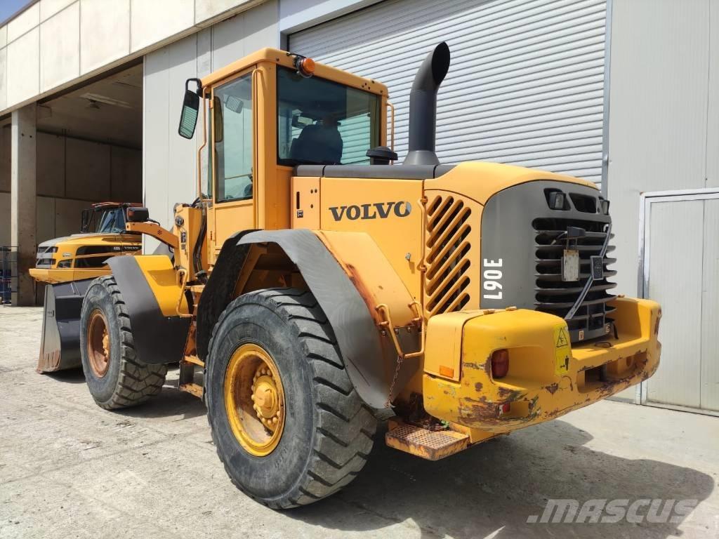 Volvo L 90 E Φορτωτές με λάστιχα (Τροχοφόροι)