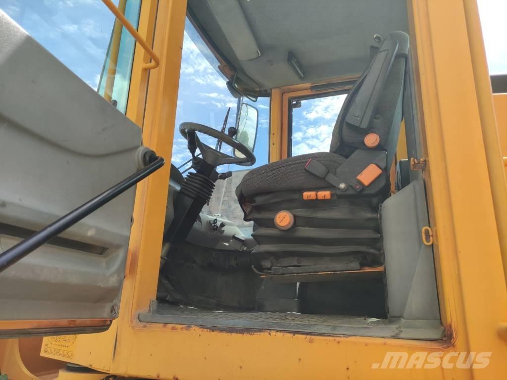 Volvo L 90 E Φορτωτές με λάστιχα (Τροχοφόροι)