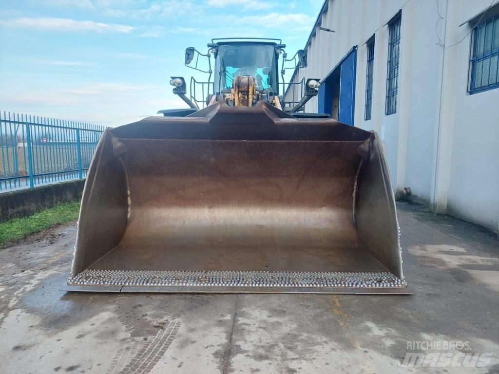 Komatsu WA475 Φορτωτές με λάστιχα (Τροχοφόροι)