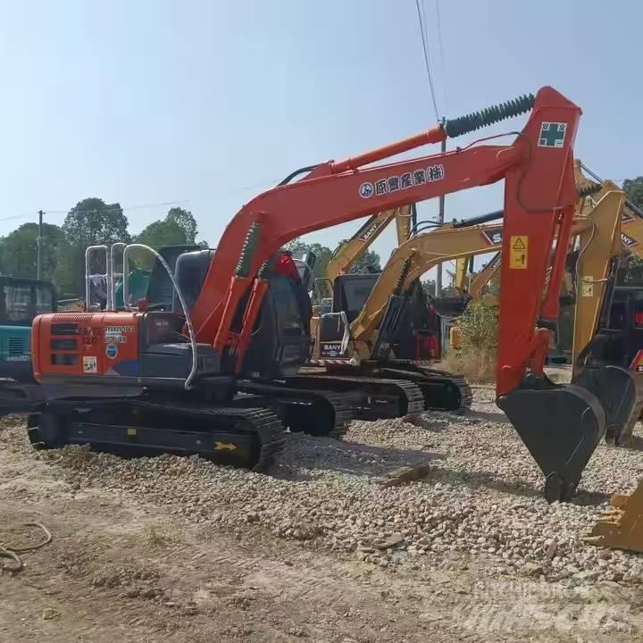 Hitachi ZX 120 Εκσκαφείς με ερπύστριες