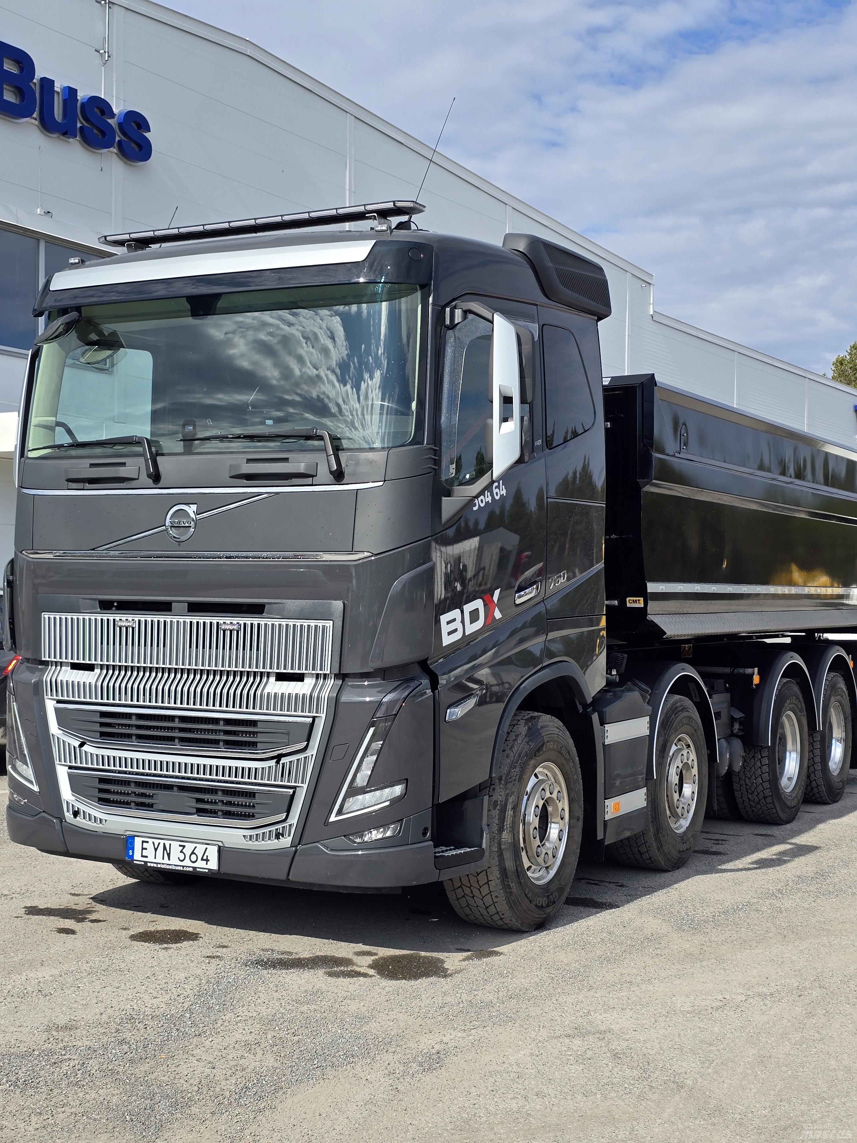 Volvo FH16 750 Φορτηγά Ανατροπή