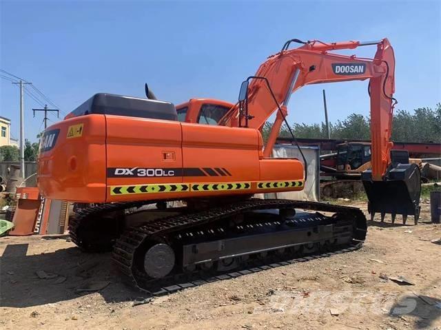 Doosan DX 300 LC Εκσκαφείς με ερπύστριες