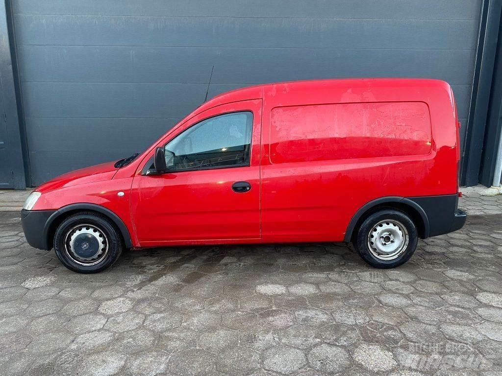 Opel Combo CDTI Κλειστού τύπου