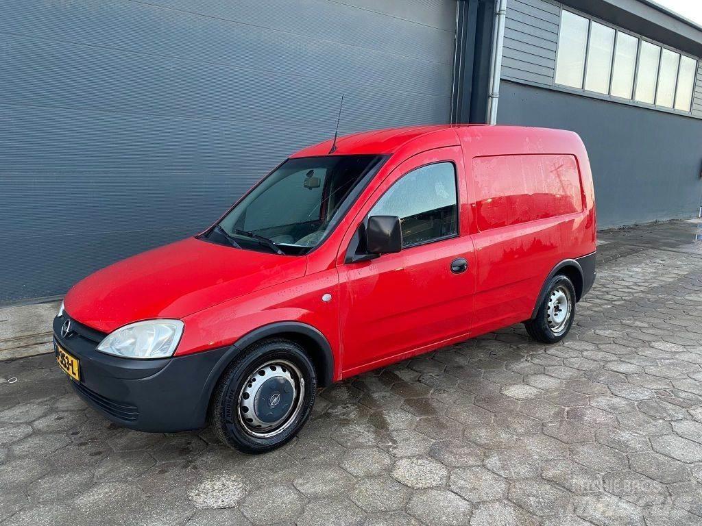 Opel Combo CDTI Κλειστού τύπου