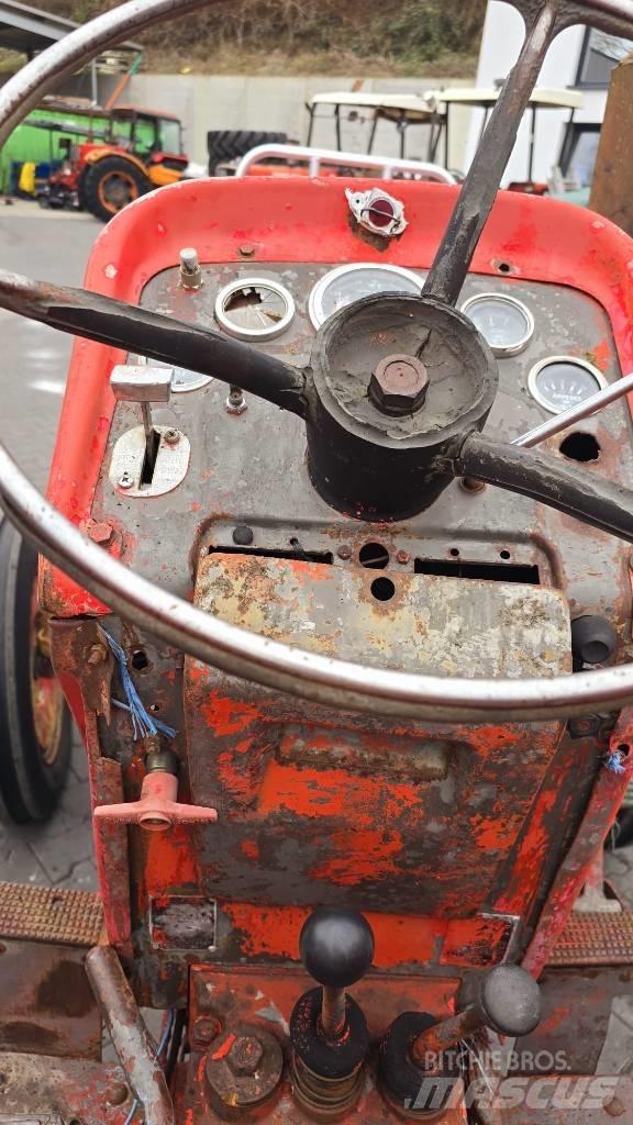 Massey Ferguson 175 Τρακτέρ