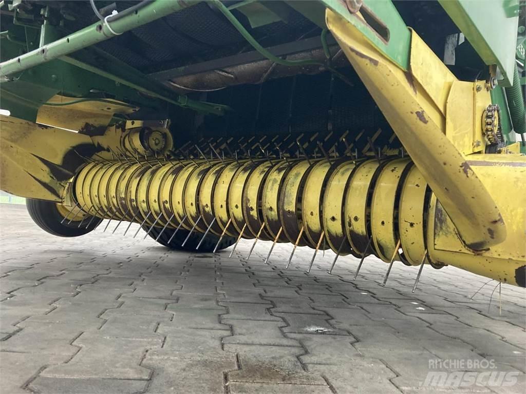 John Deere 550 Πρέσες κυλινδρικών δεμάτων
