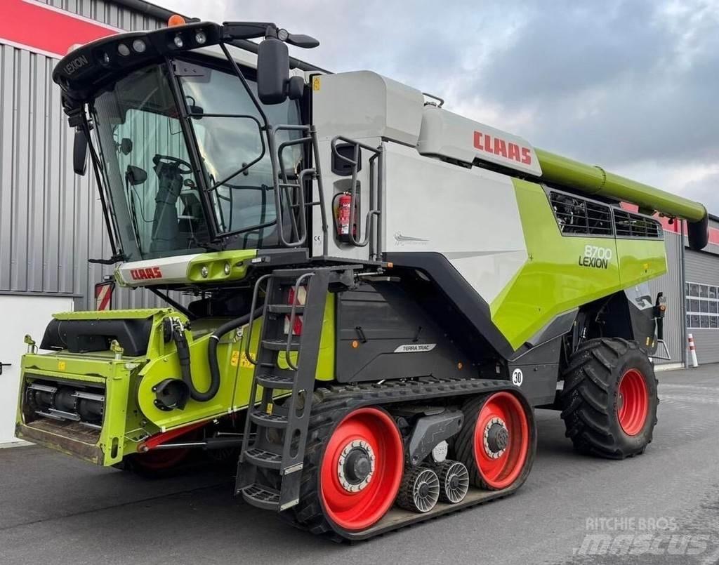 CLAAS 8700TT Θεριζοαλωνιστικές μηχανές