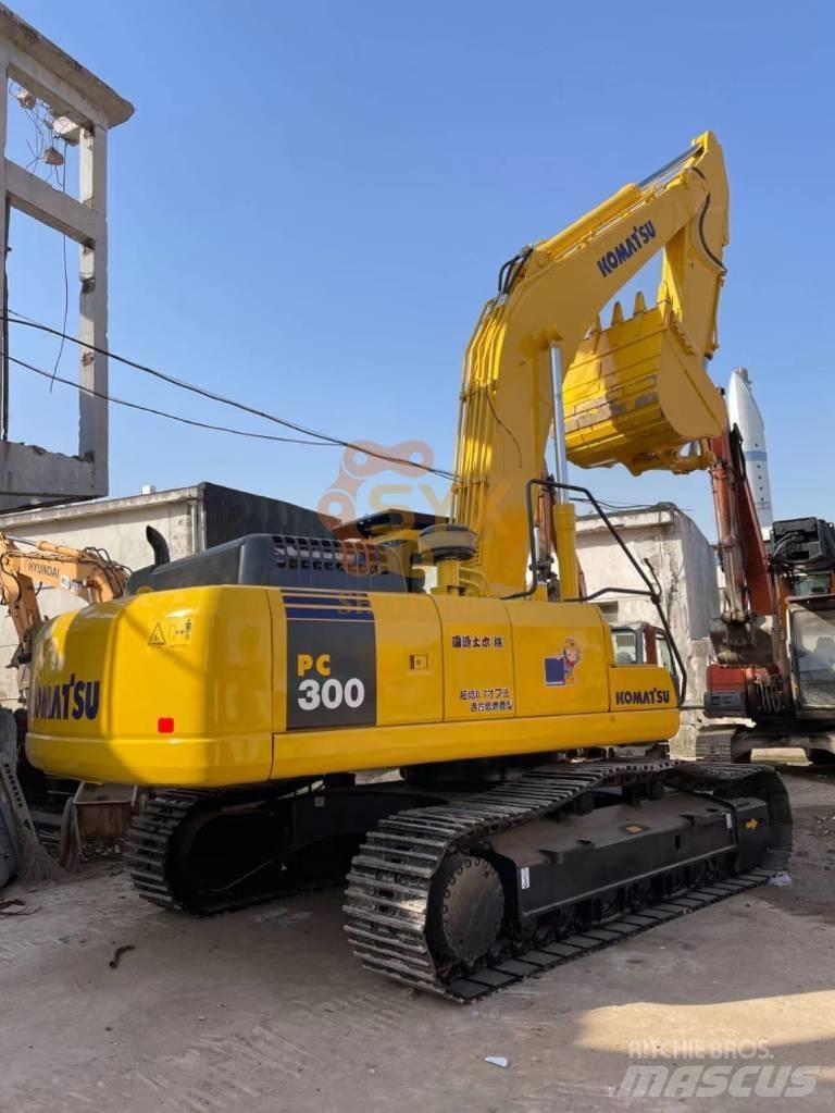 Komatsu PC 300 Εκσκαφείς με ερπύστριες