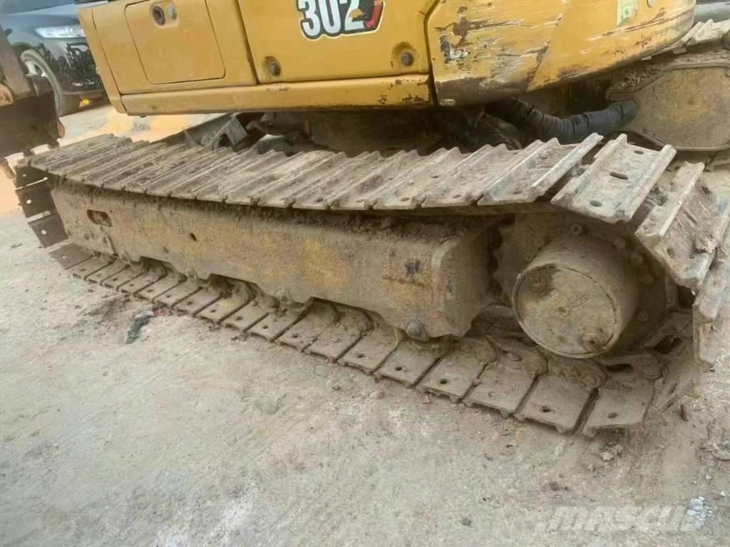 CAT 302 Εκσκαφάκι (διαβολάκι) < 7t