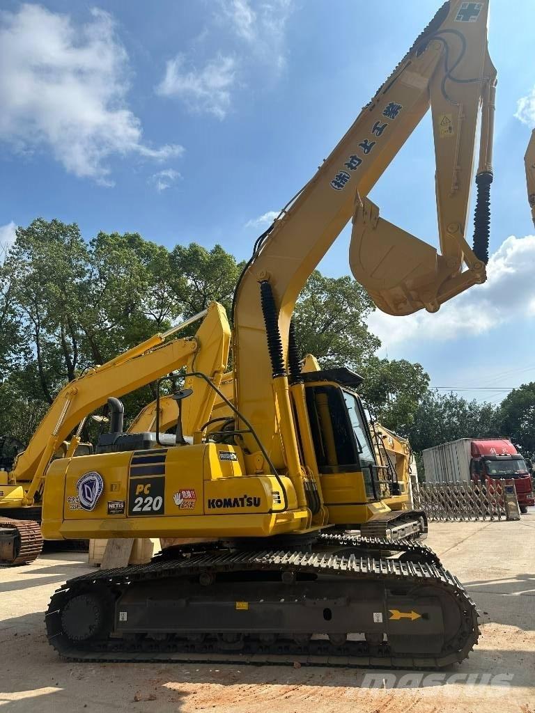 Komatsu PC 220-8 Εκσκαφείς με ερπύστριες