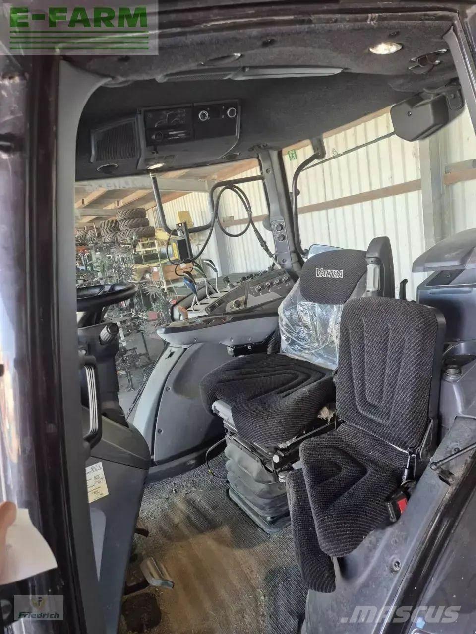 Valtra t235a Τρακτέρ