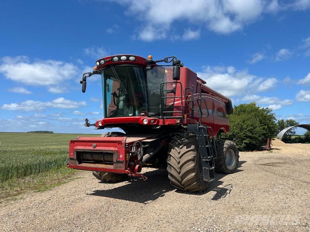 CASE Axial Flow 7120 Θεριζοαλωνιστικές μηχανές
