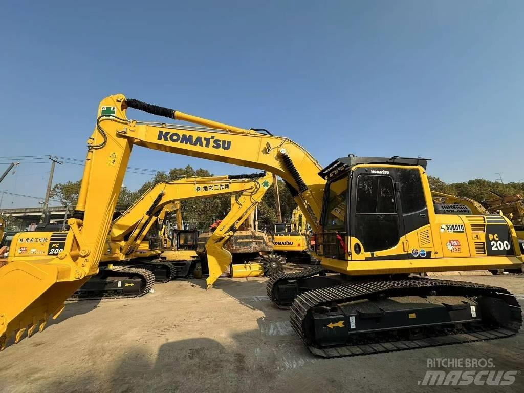Komatsu PC 200 Εκσκαφείς με ερπύστριες