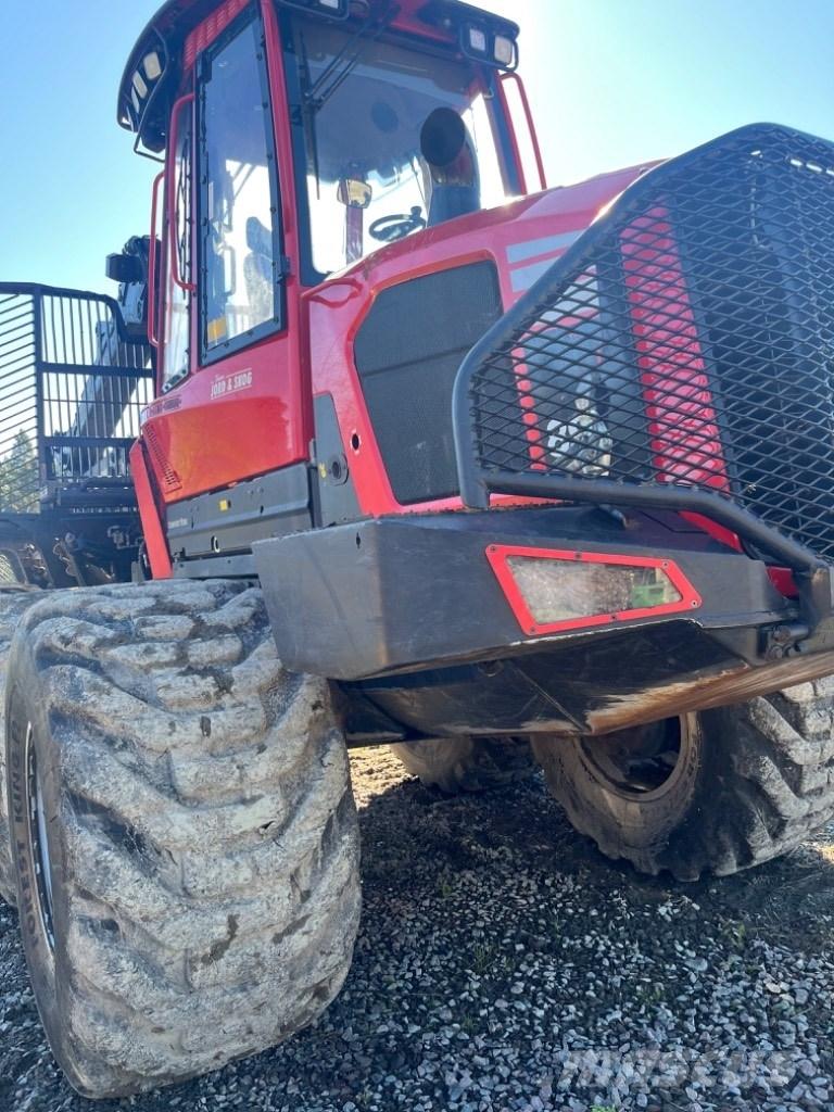 Komatsu 895 Μεταφορείς ξυλείας