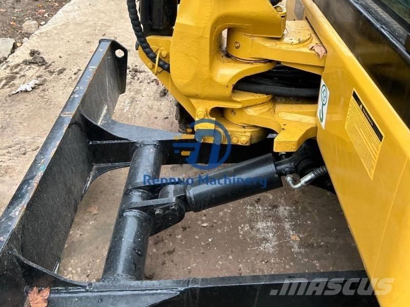 CAT 303.5 E Εκσκαφάκι (διαβολάκι) < 7t