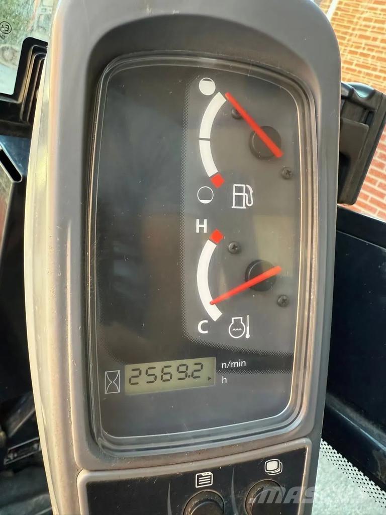 Kubota KX016-4 Εκσκαφάκι (διαβολάκι) < 7t