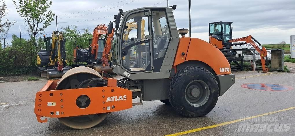 Atlas 1070 Κύλινδροι συμπίεσης εδάφους