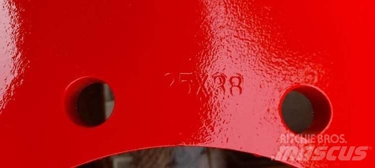 Fendt RIM 25x38 Ελαστικά και ζάντες