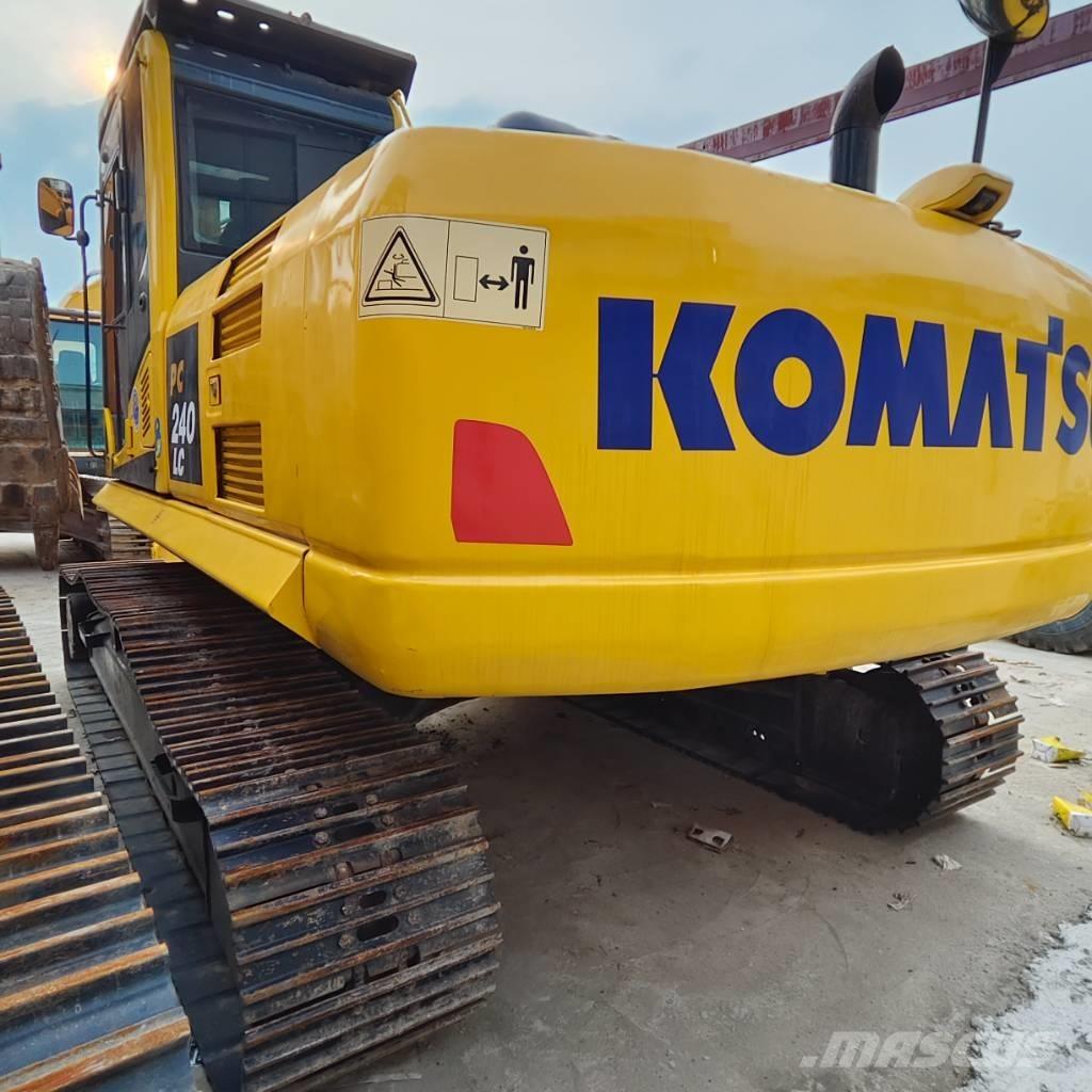 Komatsu PC 240-8 Εκσκαφείς με ερπύστριες